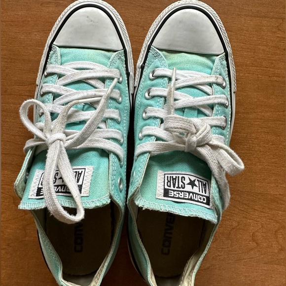 All Star Converse low mineral teal / mint color 8 women’s - Picture 1 of 6